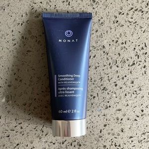 MONAT smoothing deep conditioner travel size
